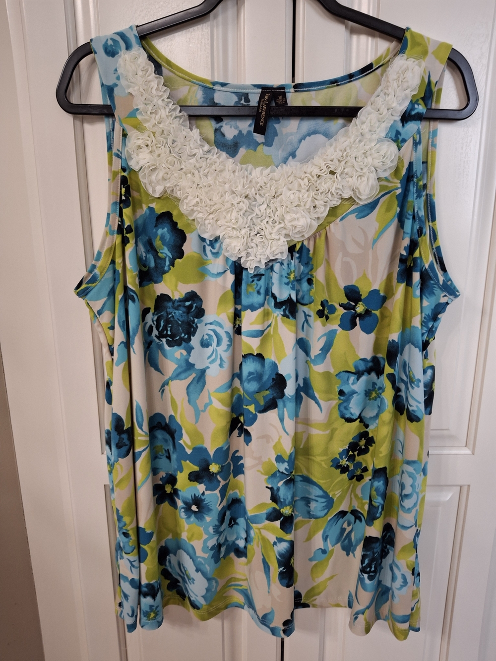 Susan Lawrence Cream Yoke Floral Tank Top in Blue & Green